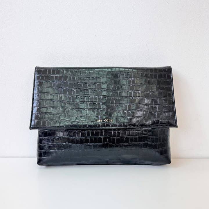 THE CODE - Wholesale Laptop Bag - Women's - ABOUT ANGELA NEGRO2