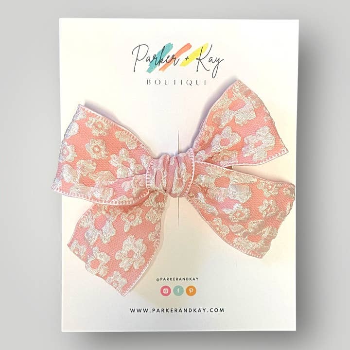 Præget blomsterhårsløjfe, 8 farver for engroshandel hos Parker and Kay Collective