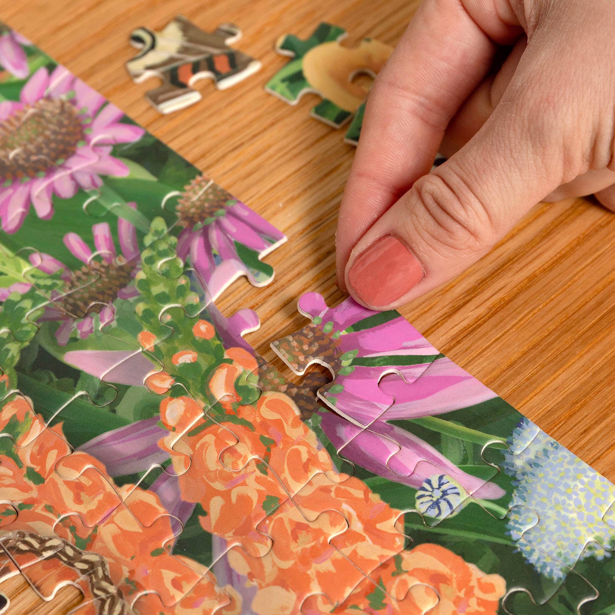 1canoe2 | One Canoe Two Paper Co. – Großhandel Puzzle - Erwachsene – Gartenblüten - 500-Teile-Puzzle7