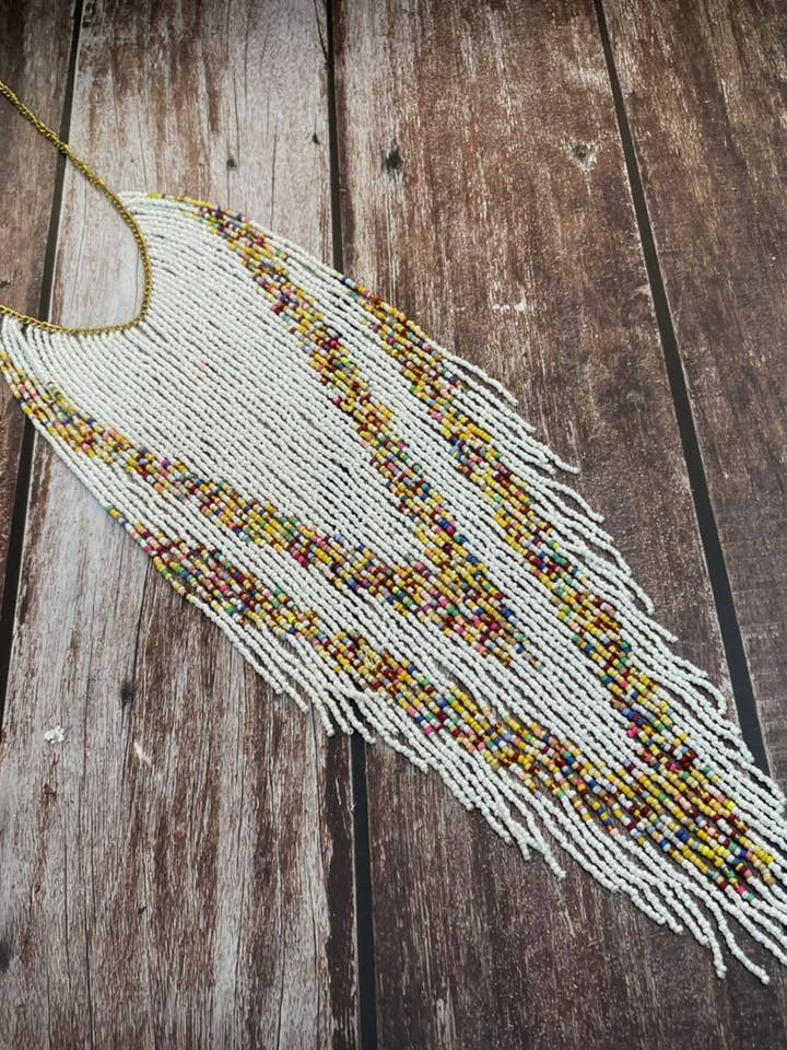Collar con Flecos de Cuentas | Joyería de Cuentas | Blanco y Multicolor para venta al por mayor de Cordelia Kraft