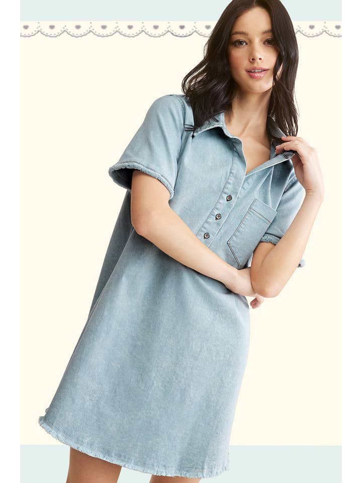 Cielo MCD9319-Abito a tunica in denim chiaro con bordo grezzo lavato minerale in vendita all'ingrosso su Faire7