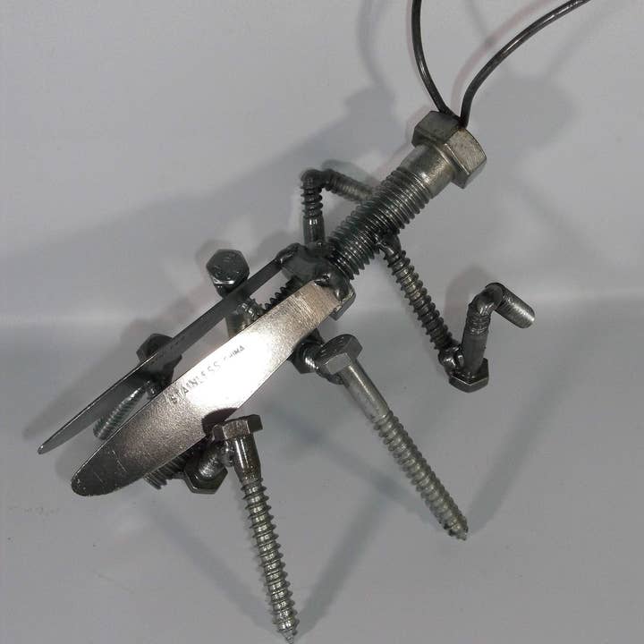 Mantas en prière, figurine en métal, sculpture d'insectes, art de jardin pour la vente par Creations Welded