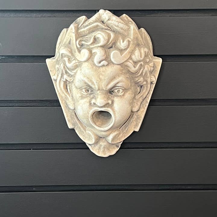 Masterpiece Studio - Wholesale Plaque - Open Mouth Pan Wall Plaque (PL17)2