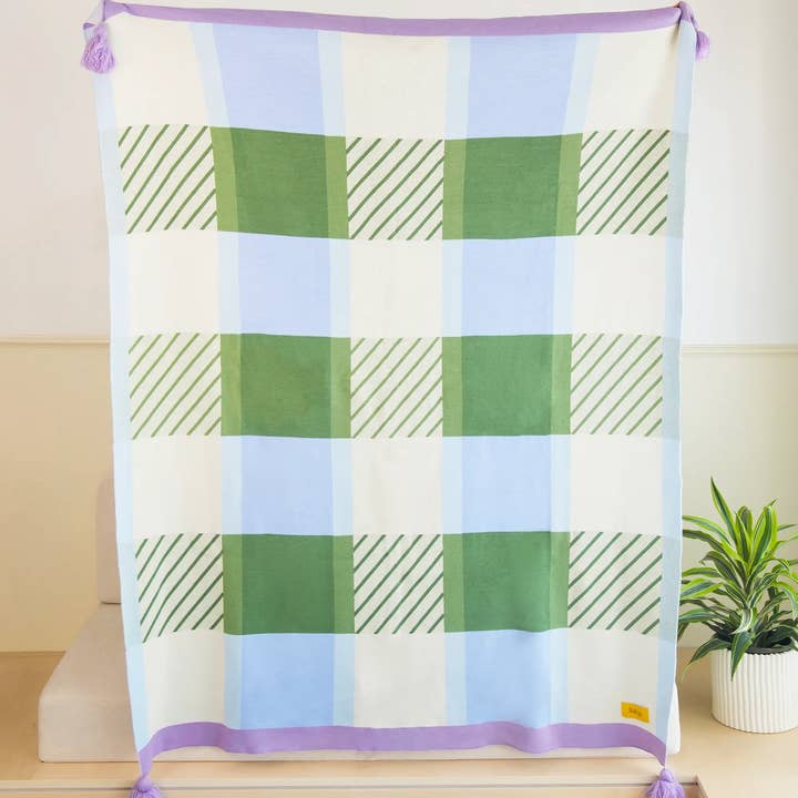 Notcoy - Wholesale Throw Blanket - Mint Chip Throw Blanket1