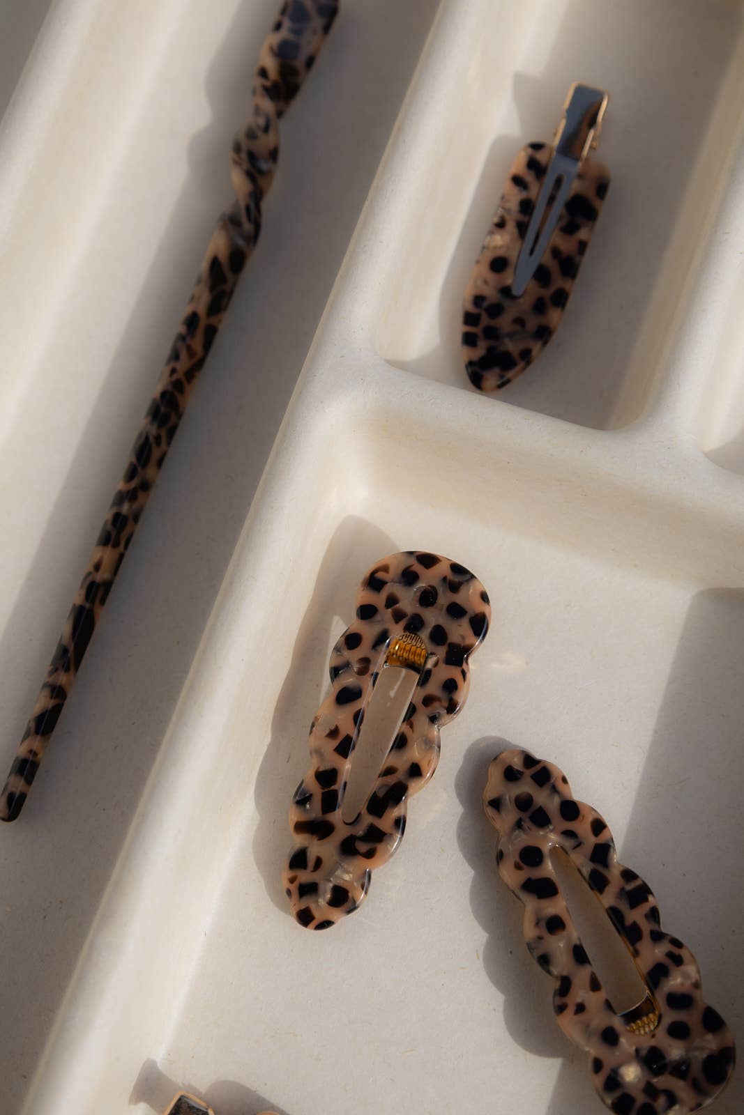 Peignee Paris - Vendita all'ingrosso Fermaglio per capelli - Donna - Fermagli Signature - Leopardo (Coppia)2