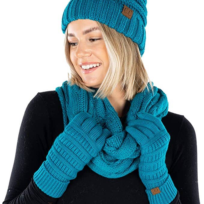 Set berretto, guanti e sciarpa oversize C.C - Teal e ulteriori Risultati per cashmere usato all'ingrosso. Resi gratuiti e termini di pagamento a 60 giorni su Faire in tendenza su Faire.