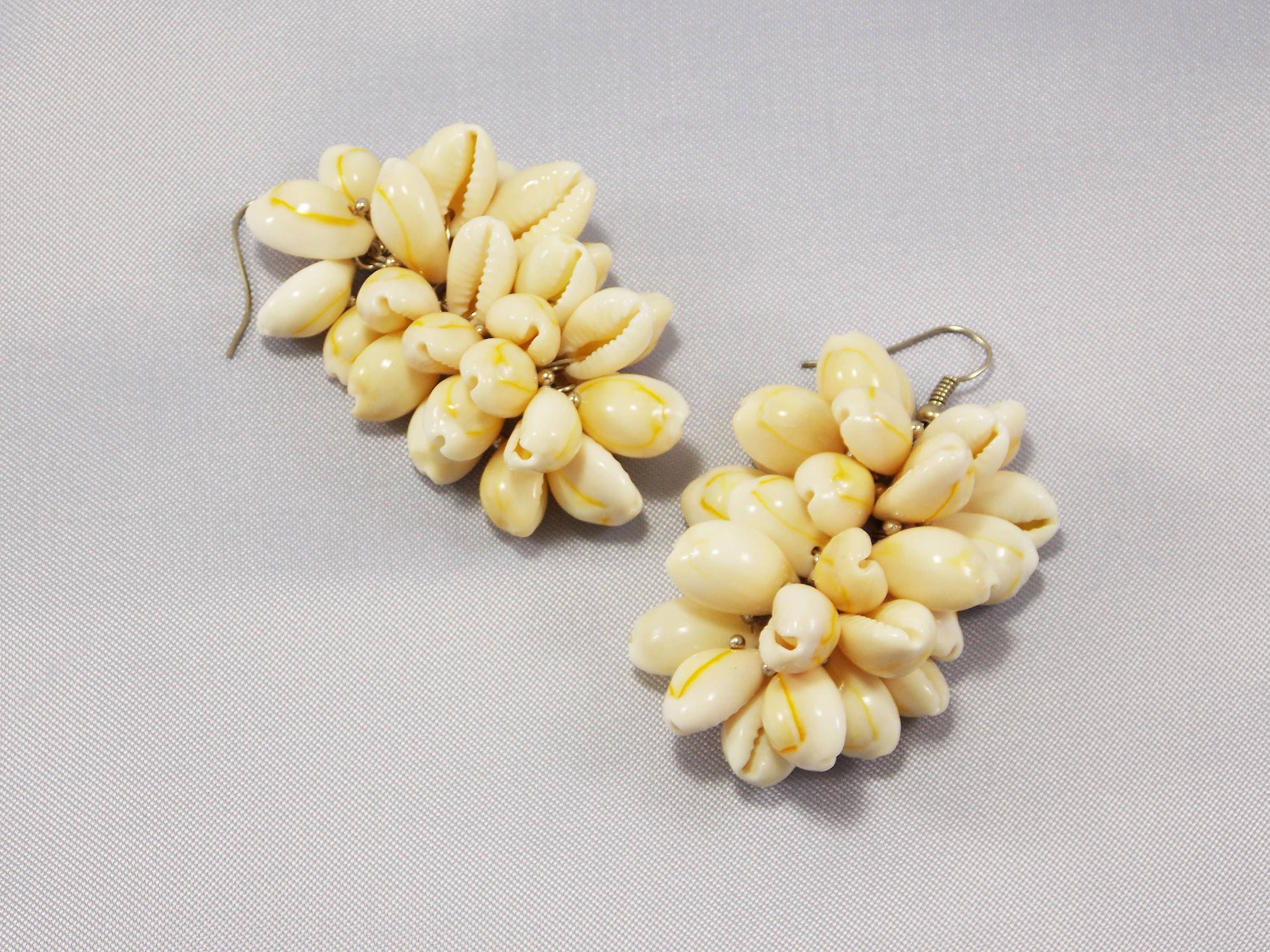 Ninolia – wholesale Hängande örhängen – Shell Örhängen Hawaii Cowry Shell smycken kluster Örhängen Dingla Drop Örhängen Sea Shell Beach Smycken Naturligt