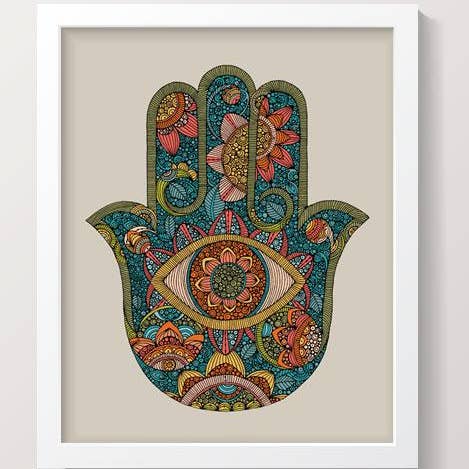 Impression artistique Hamsa Archival 8x10 sur papier cartonné mat pour la vente par Valentina Harper