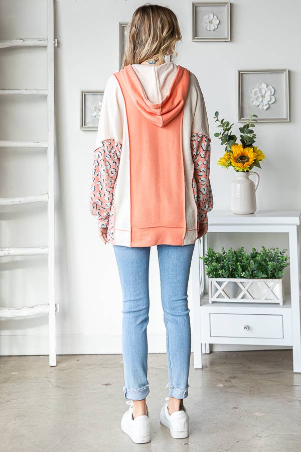 7th Ray – Hoodie – Mulher por atacado – Camisola com Capuz e Cordão, Decote em V, com Blocos de Cor e Patchwork T542519