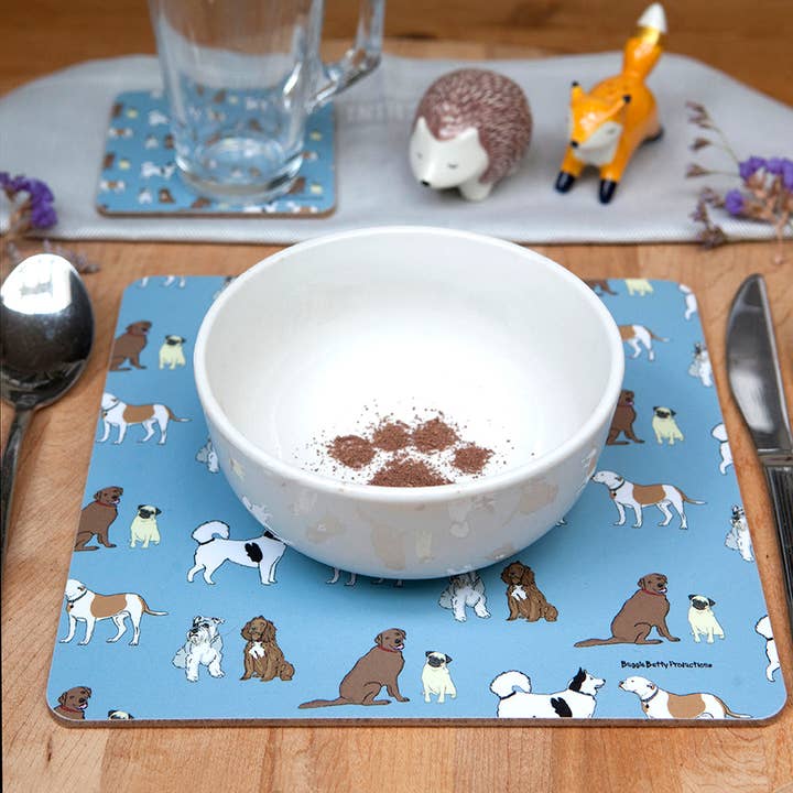 Multi Dog Placemats Donkerblauw voor wholesale door Buggle Betty Productions
