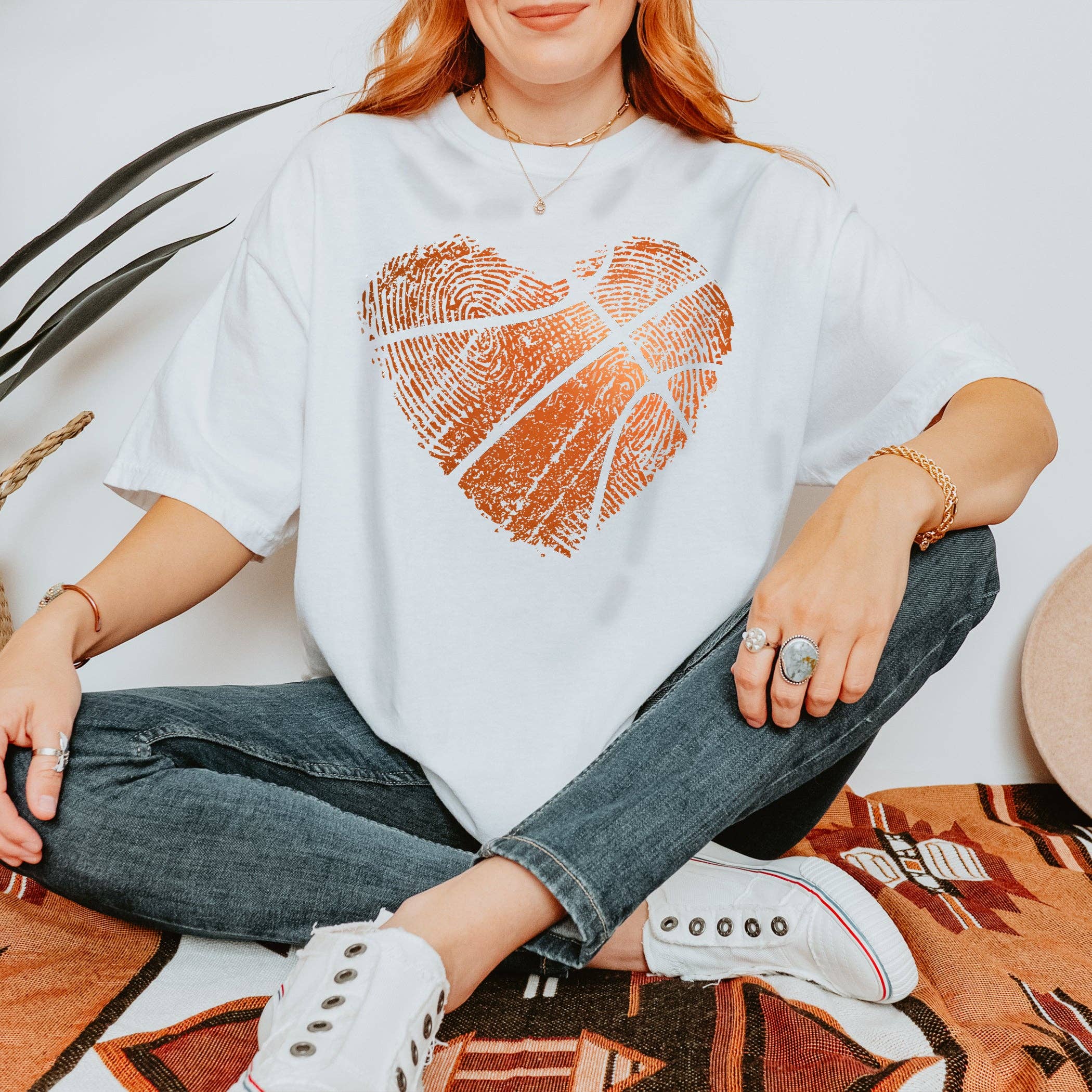 Emogifts - Wholesale Screen Printed T-Shirt - Women's - Basketball Heart Tee1