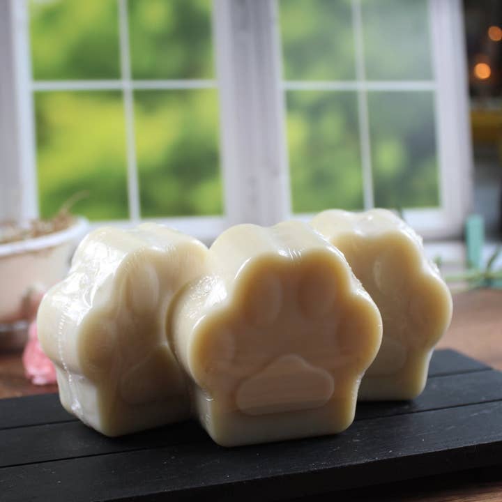 Wicked Bubbles LLC - Wholesale Pet Soap - Dog - Clean Paws - Woof approved18