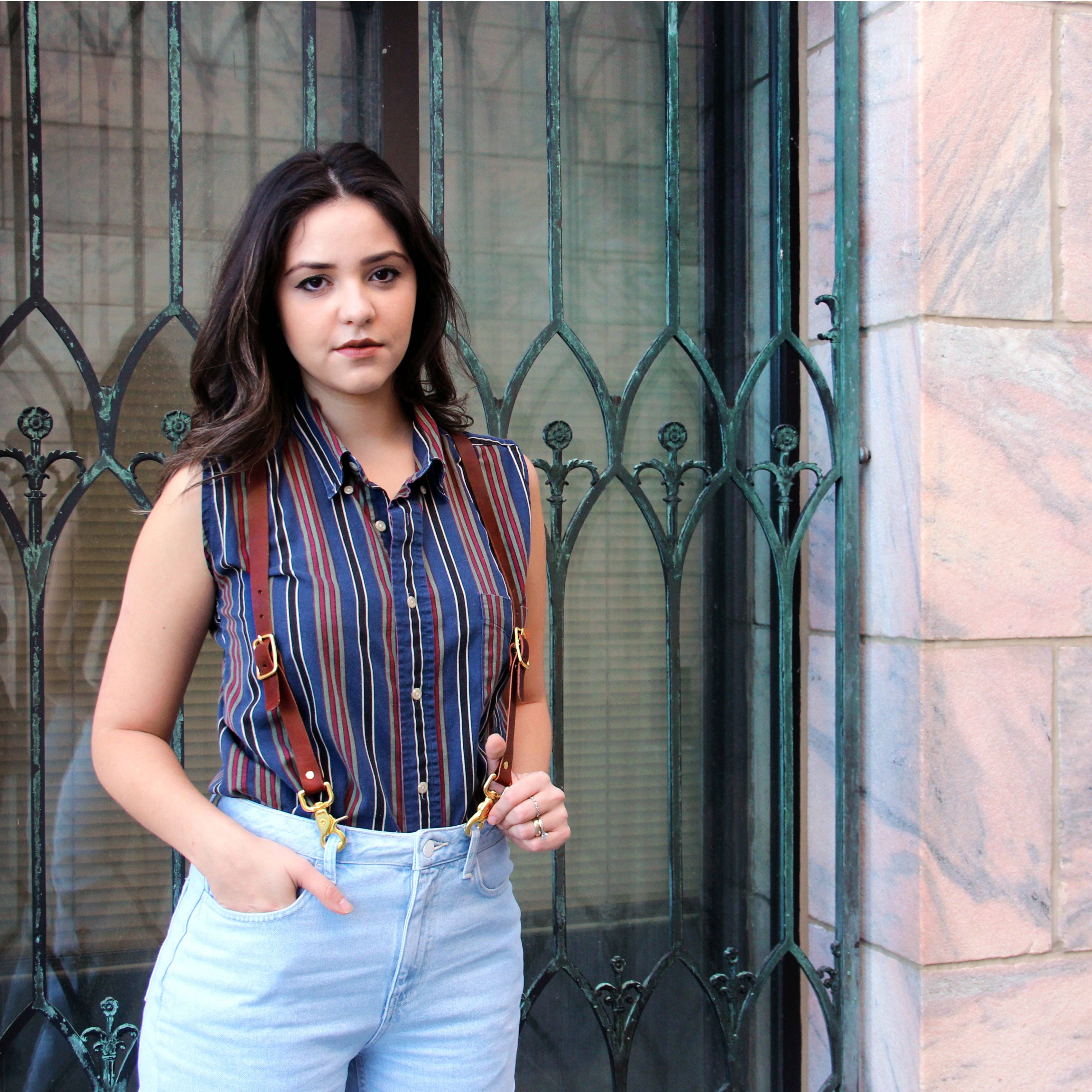 Audio Helkuik - Wholesale Suspenders - Unisex - High-Waisted Leather Suspenders - Chestnut (Y-back style)3