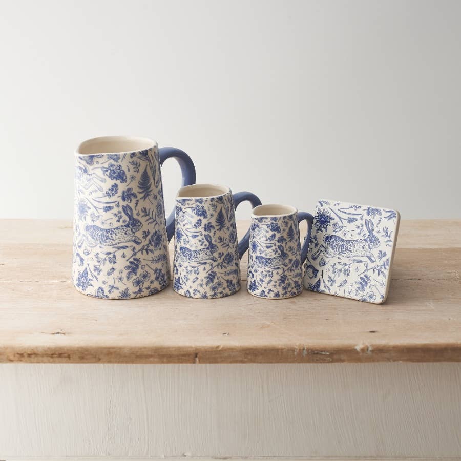 Gainsborough Giftware x Portland Living – Engroshandel Kande – Blå hare blomsterkande, 16cm1