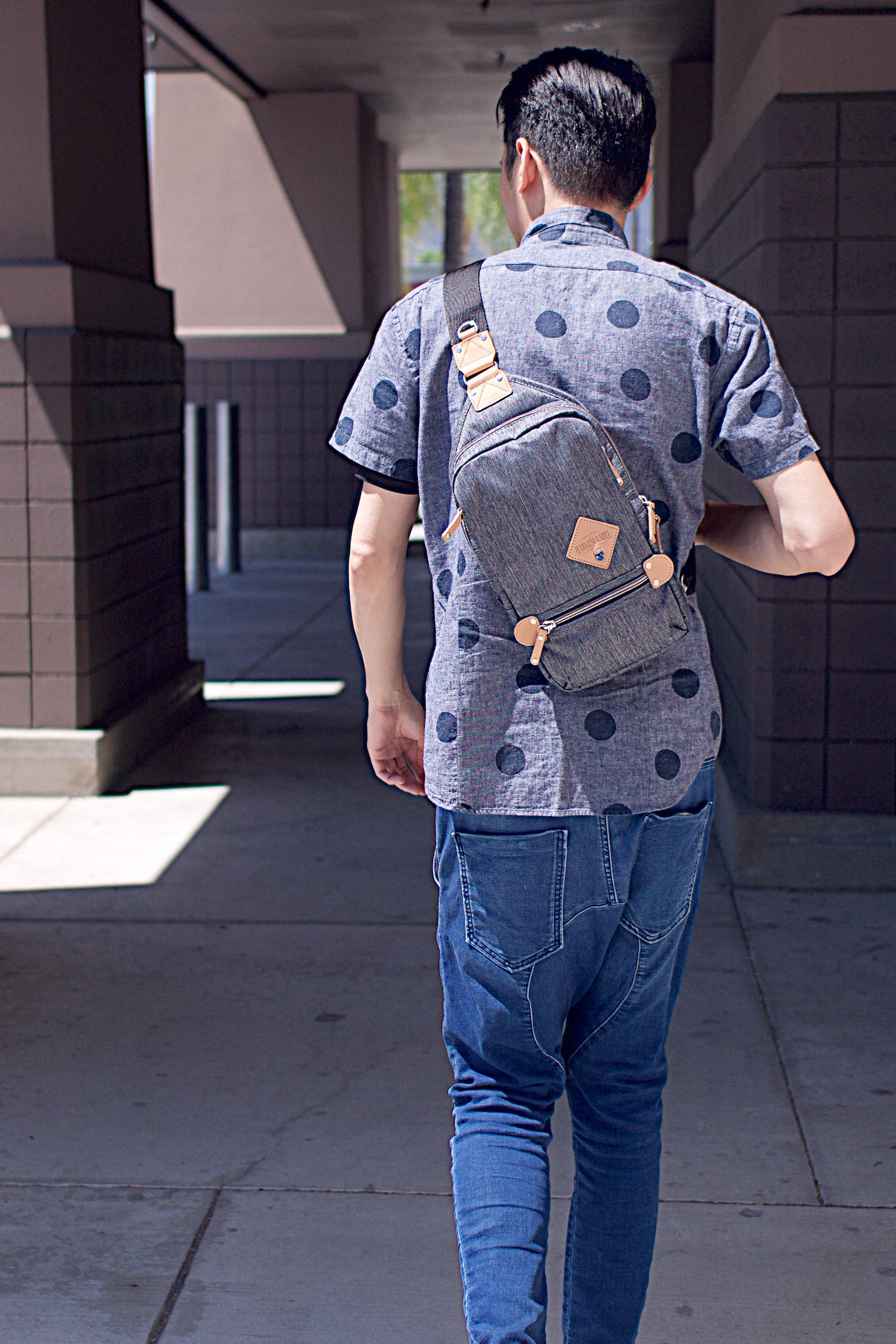 SLING PACK – Harvest Label