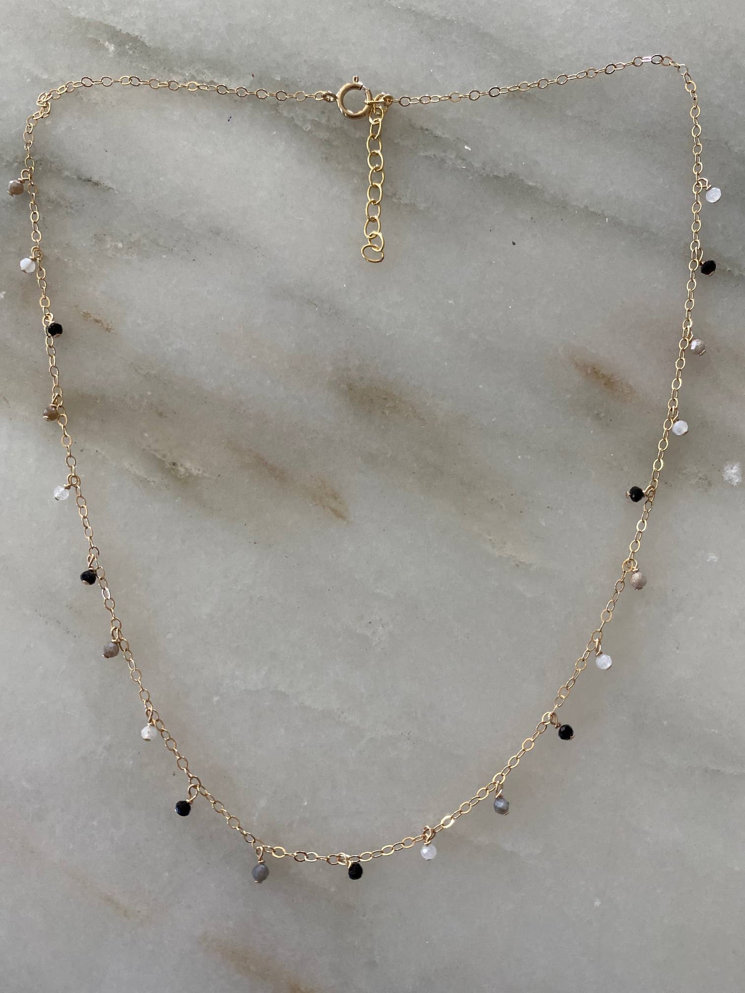 Sonya Renee Jewelry - Vendita all'ingrosso Collane a catena e maglie - Sabrina Gold Fill 40,6 cm5