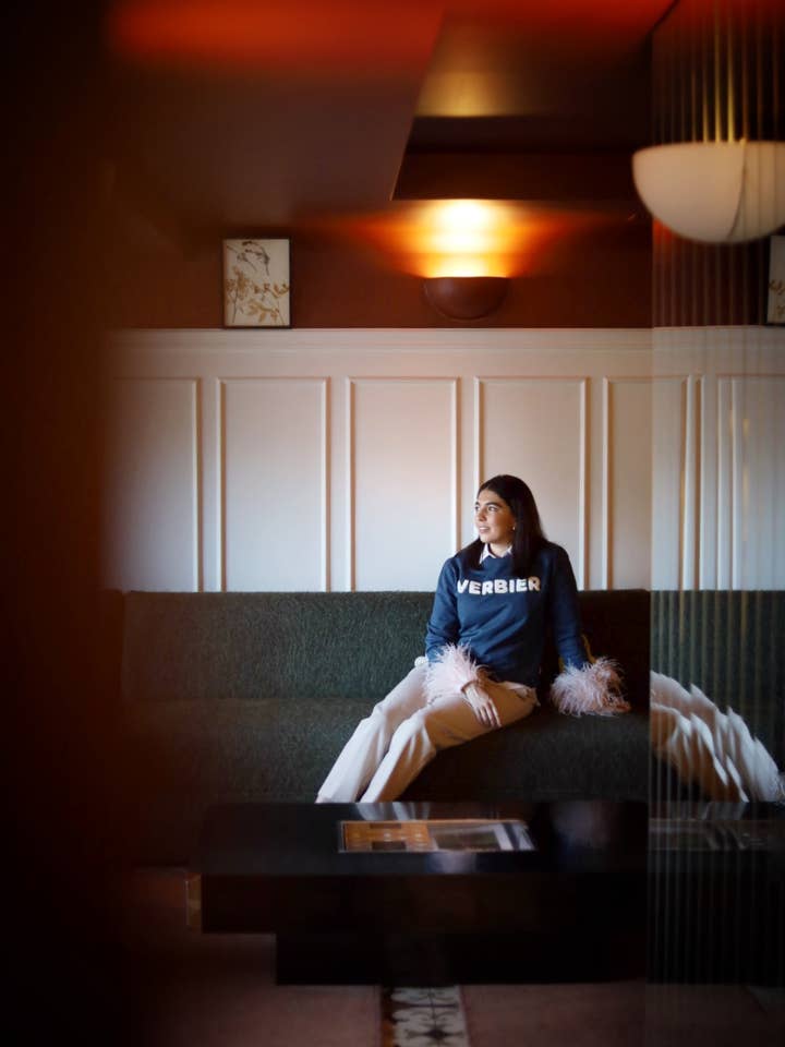 Livingeneva - Wholesale Graphic Sweatshirt - Women's - Verbier Sweatshirt