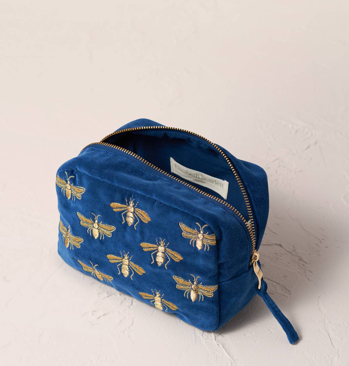 Elizabeth Scarlett Ltd – wholesale Make-up/cosmetic bag – Honey Bee Makeup Bag20