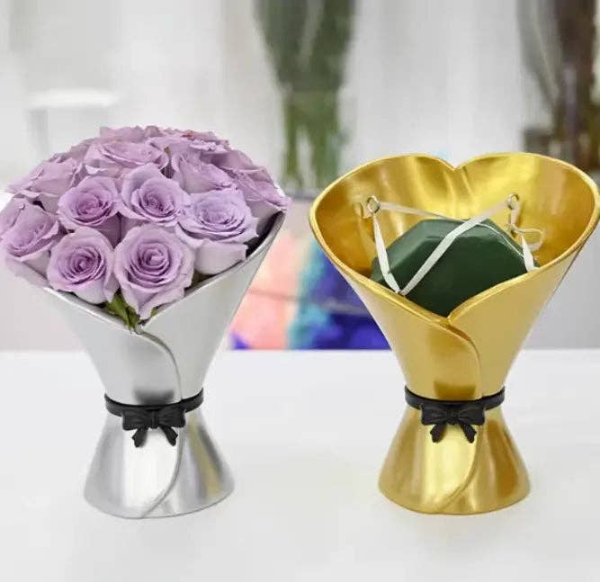 Elegant Design Supply - Wholesale Vase - Hand Held Flower Cone Vase
4