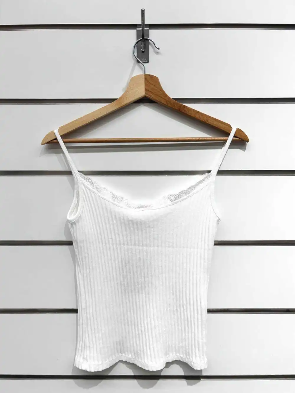 Chilli Girl Collection – wholesale Camisole – Dam – Ribbade linnen med spetsdetaljer7