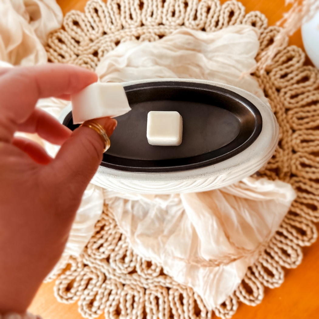 Honey Jar Creations - Wholesale Wax Melt - Gingersnap Cookies | Fall-Inspired | Artisan Wax Melts3