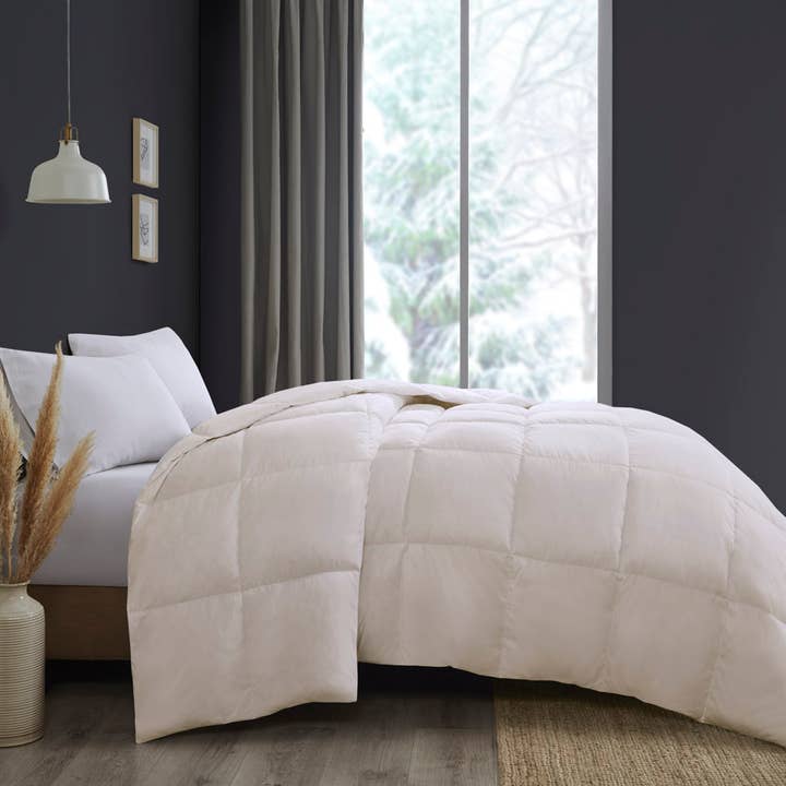 Olliix - Wholesale Down Comforter - Quilted Goose Feather and Down Oversize Comforter, Cream1