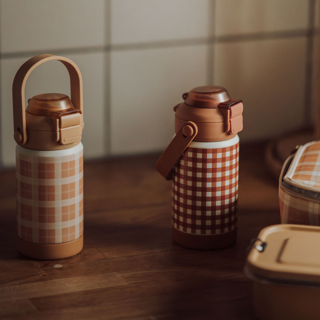 GRECH & CO. – Garrafa de água por atacado – Garrafa Térmica 2 em 1 Sip + Chug 12 oz. | Lille Cottage Club17