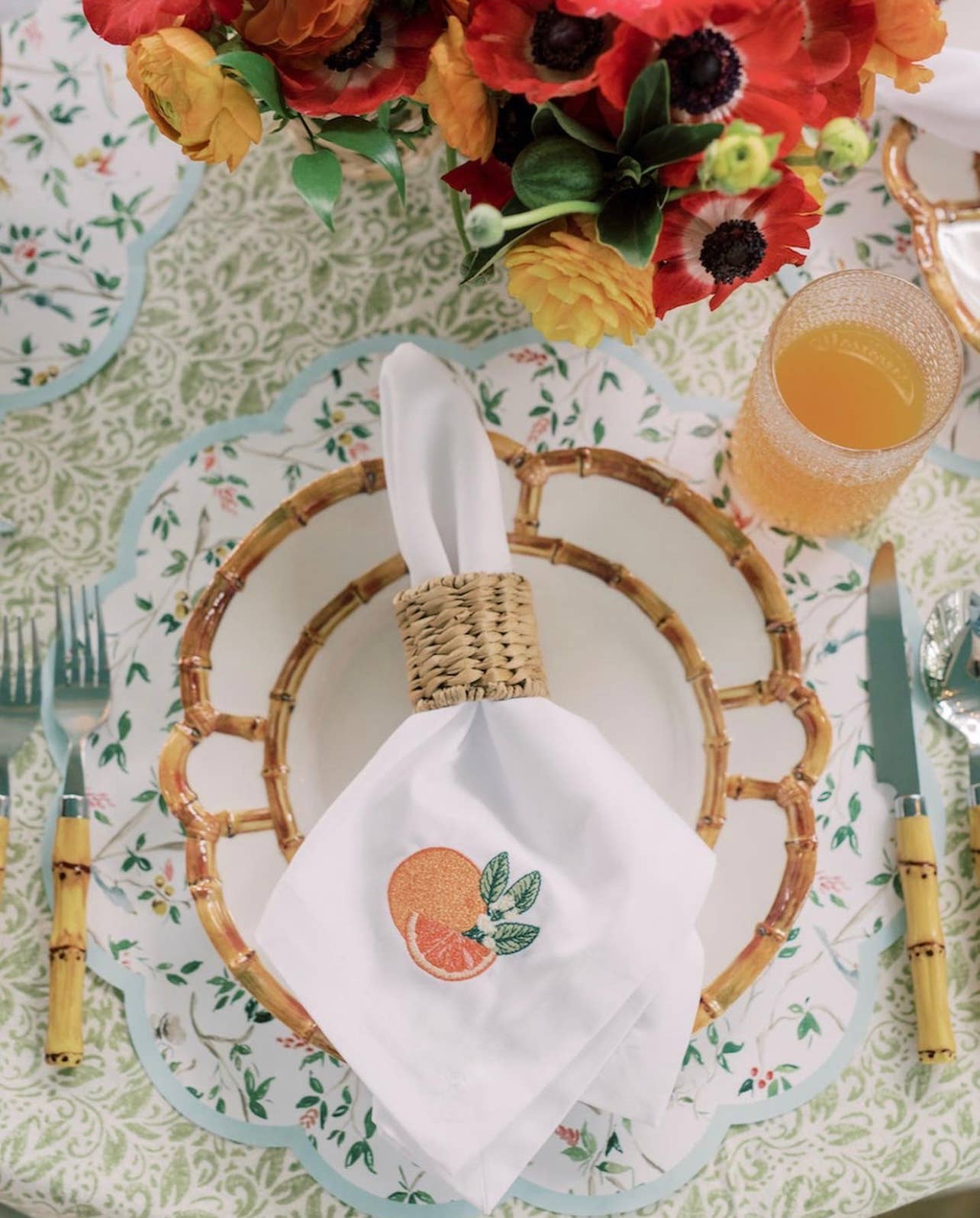 Lucy Grymes Designs - Vente Sets de table jetables - Sets de 24 sets de table en papier festonnés Lila Chinoiserie2