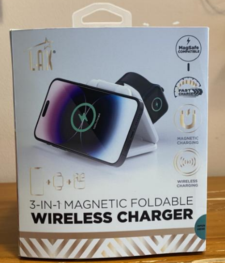 LAX Gadgets – wholesale Charging dock – MagSafe 3-in-1 Foldable Wireless Charging Stand- Retail Pack5