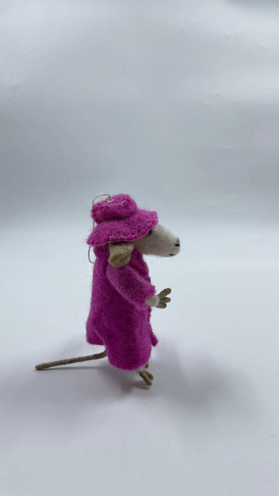 Funky Yak Ltd – wholesale Ornament – Felt  Queen Mouse Christmas Decoration/Ornaments 2