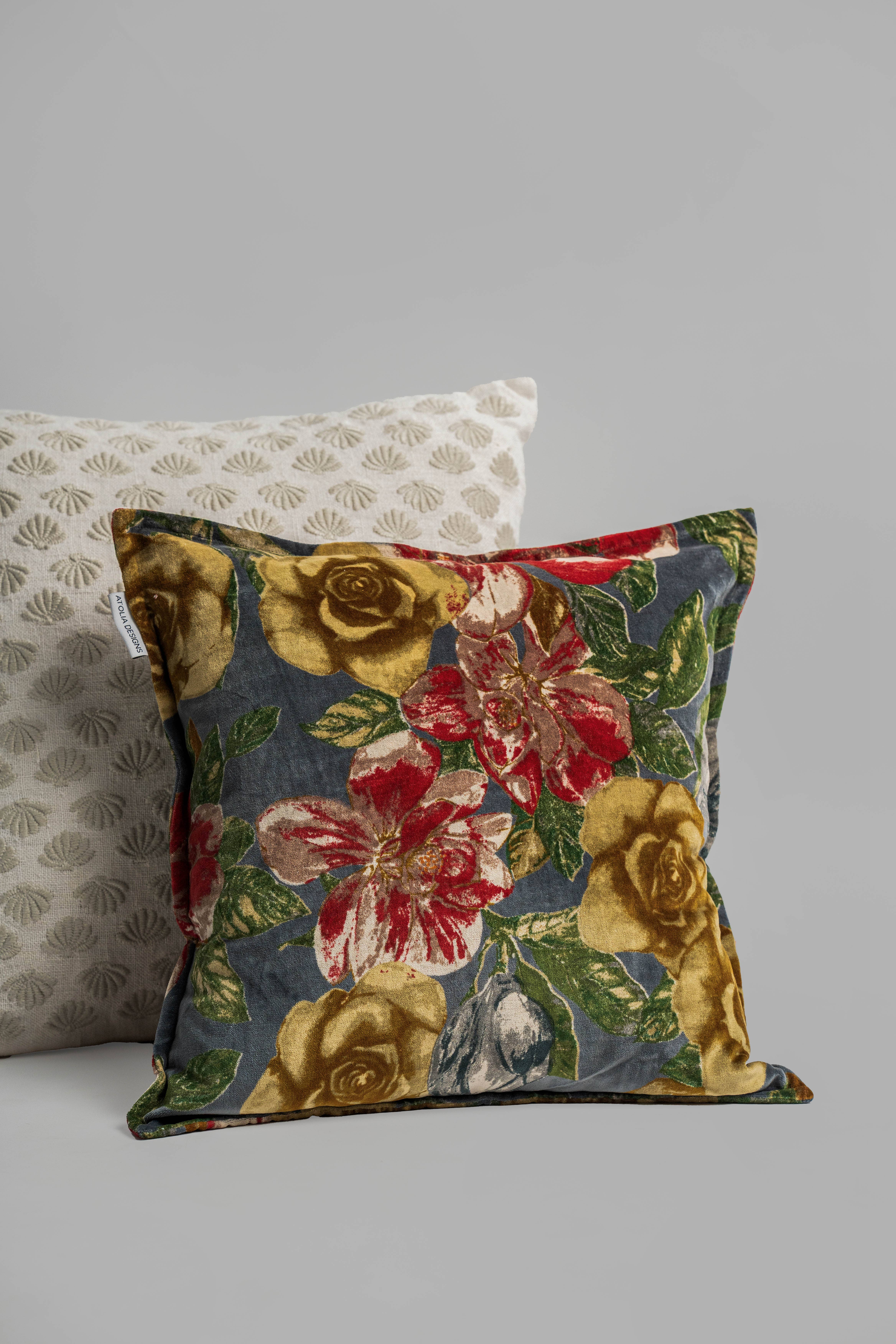 Atolia Designs - Wholesale Throw/Decorative Pillow - Wild Midnight Velvet Cushion with filler 1