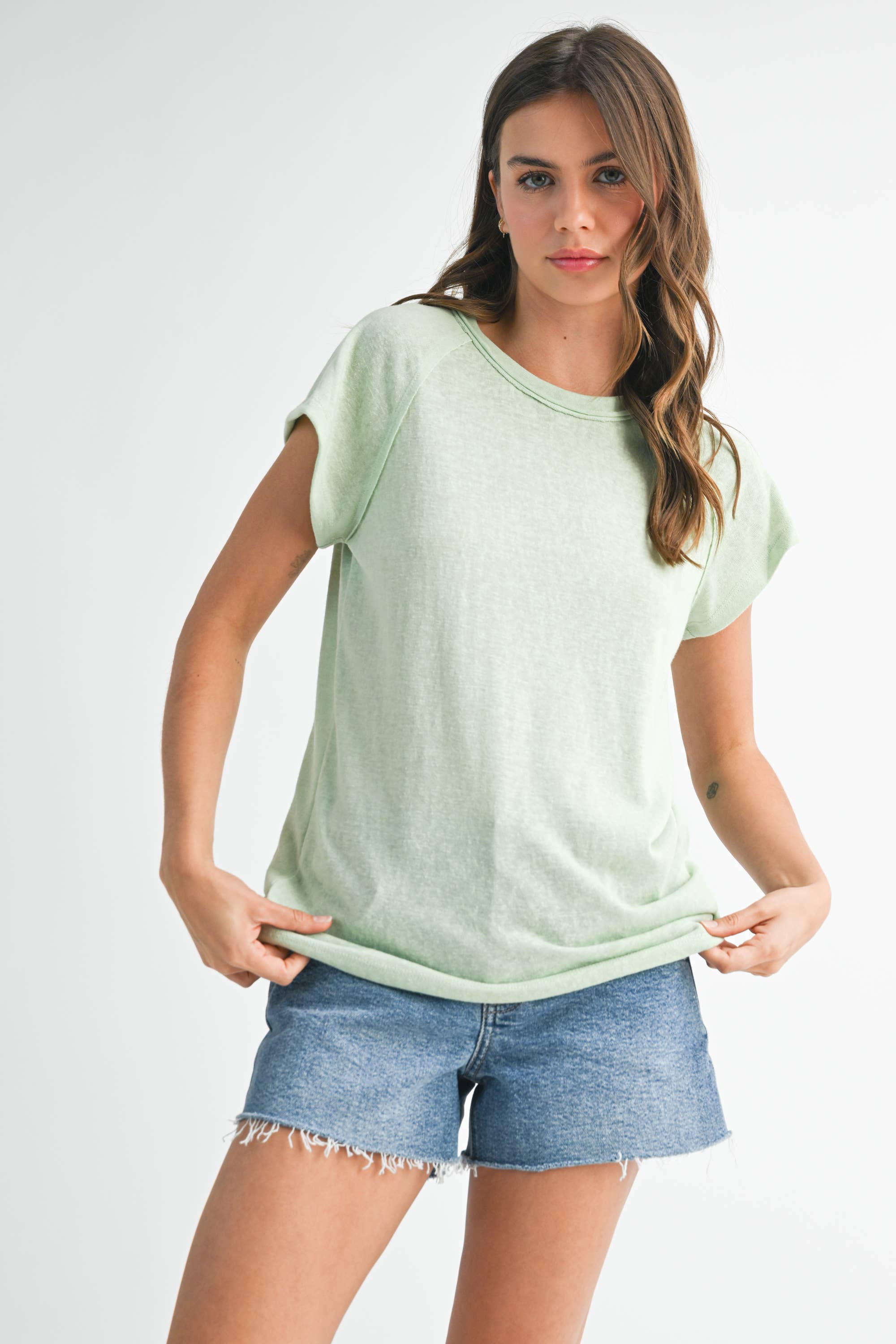 AEMI + CO - Wholesale T-Shirt - Women's - 8369FN Ivy Tee54