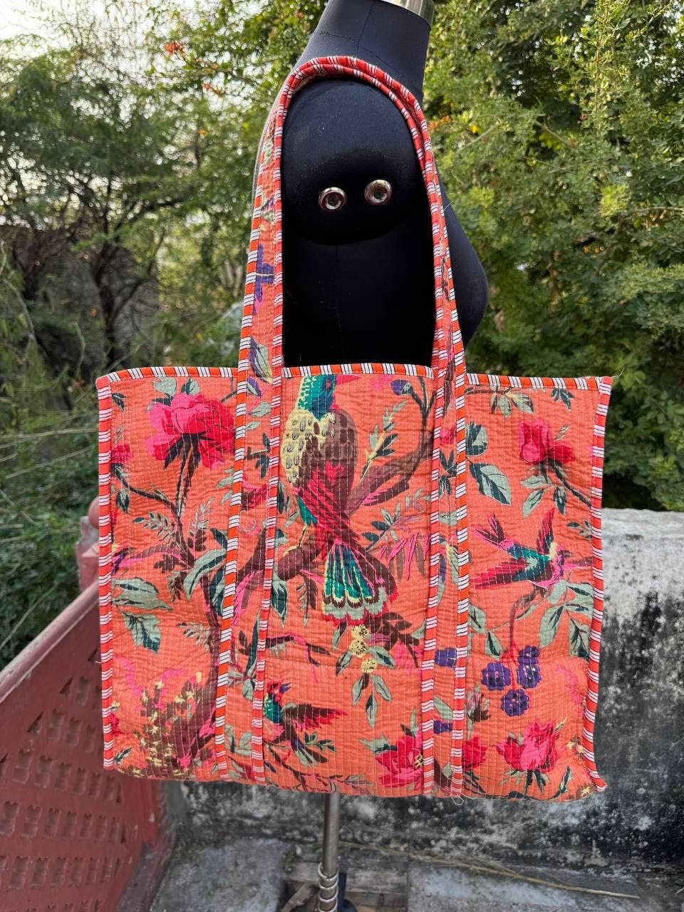 Bhawana Handicrafts – Sacola - Mulher por atacado – Bolsa de algodão acolchoada com estampa de pássaros para meninas, sacola de mercado1