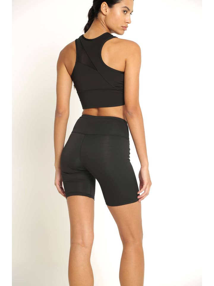 Onamaste – Großhandel Sport-Shorts – Damen – Radhose Jamie für Damen mit hohem Bund2