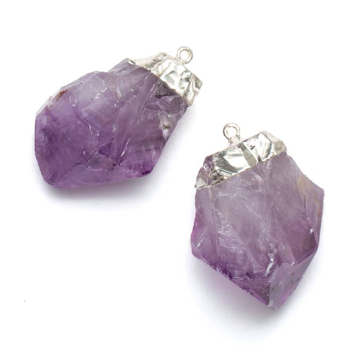 Ornement pointe d'améthyste pour la vente par Aviva Stanoff Design