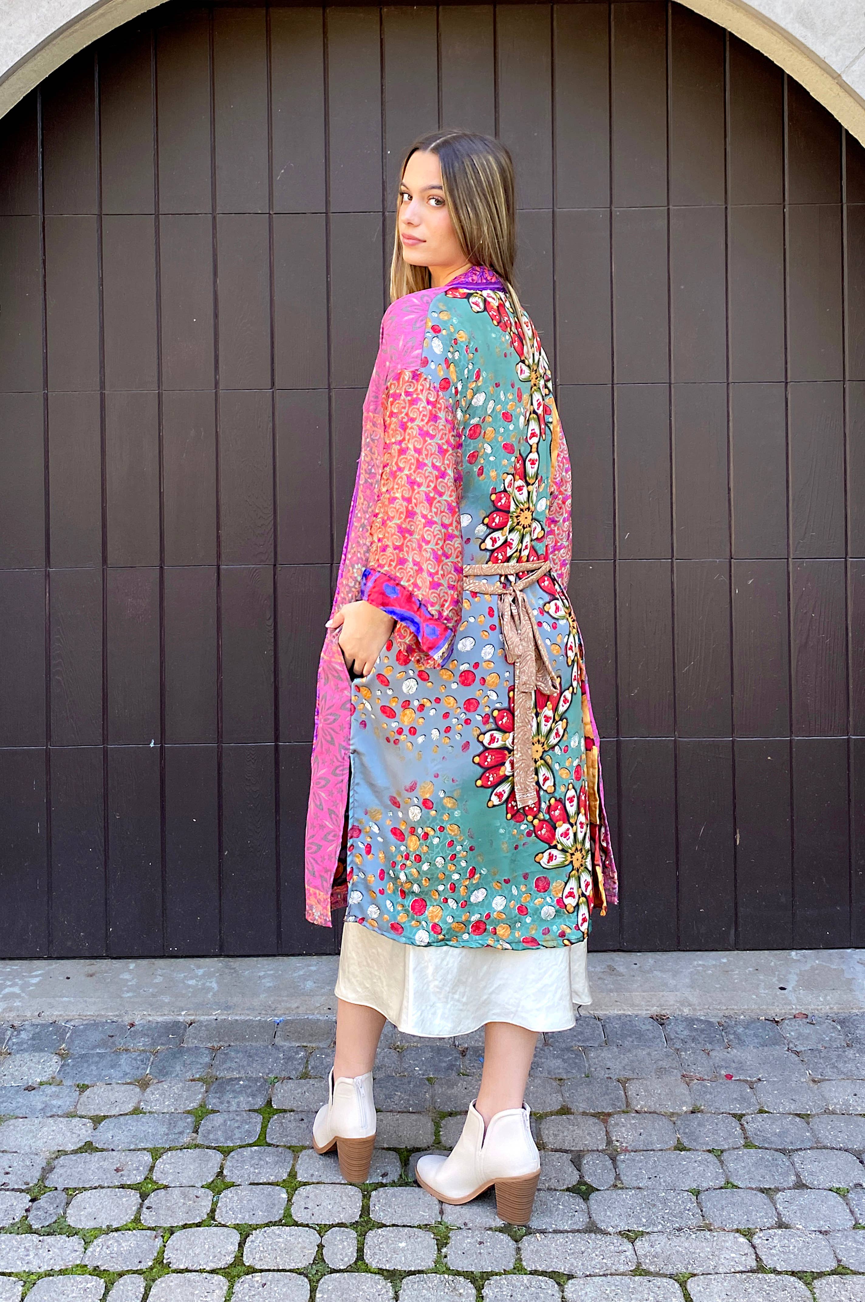 Guru - Wholesale Kimono - Women's - Hillside Mixed Kimono with lining - Upcycled Sari2