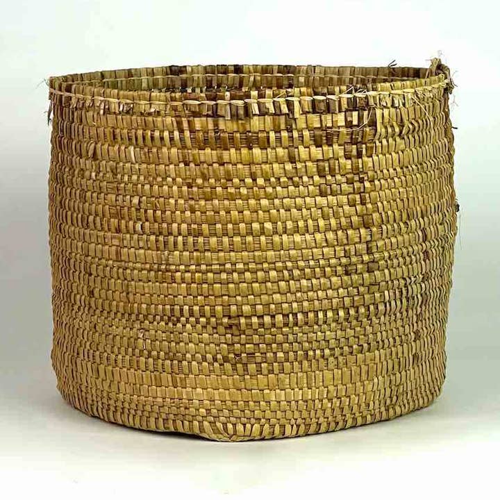 Tiefer zylindrischer Sumpfgras-Korb - Benin für den Großhandel von The Niger Bend