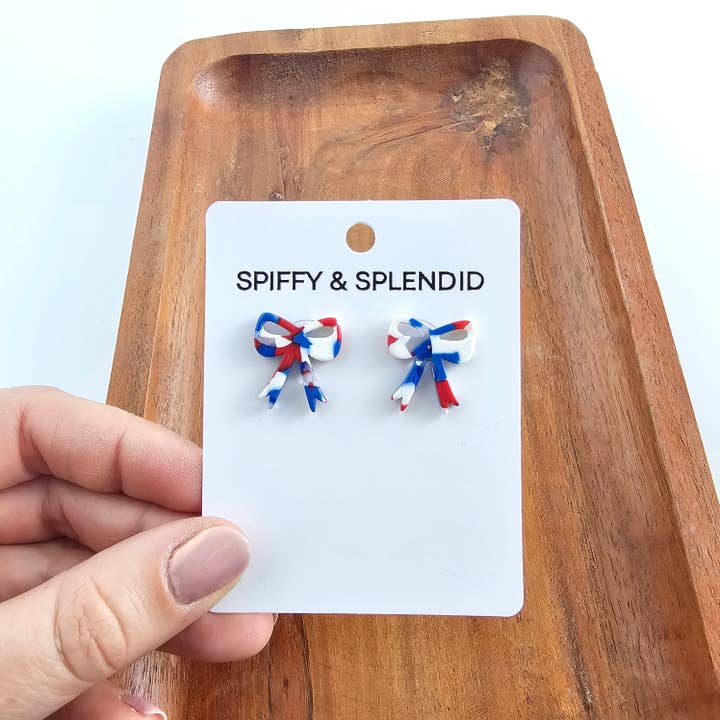 Spiffy & Splendid – wholesale Solitärörhängen – Bågeörhängen - Röd, Vit & Blå // Smycken, Örhängen, 4 juli6
