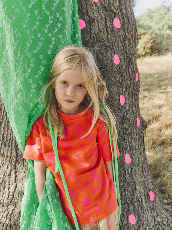 Kids Relaxed t-shirt - orange dot print for wholesale by Studio Koter