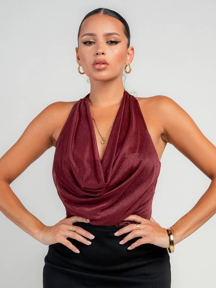 HT4132K / BODY CON COLLO HALTER per la vendita all'ingrosso da parte di PRIVY
