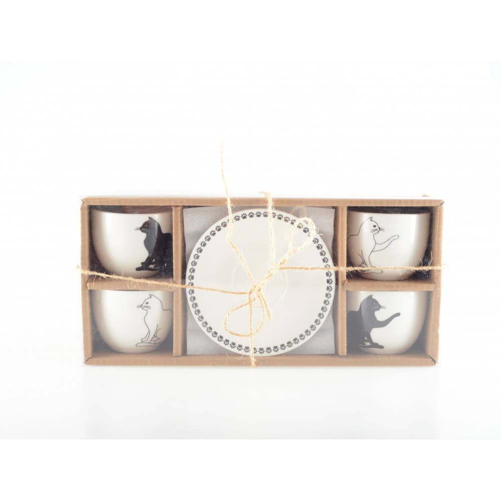 AULICA – wholesale Kaffe-/Tékopp – Set med 4 kaffekoppar med fat, svartvita kattmotiv4