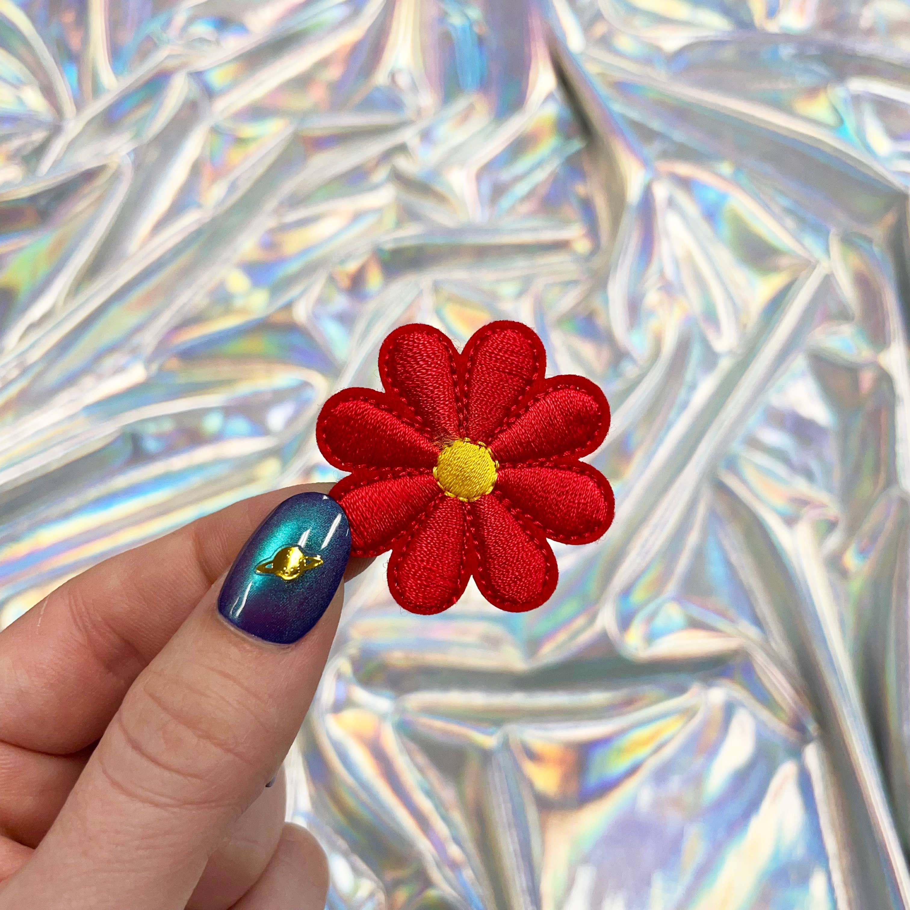 The Crafty Engineer - Vendita all'ingrosso Toppe - Piccole toppe termoadesive ricamate a forma di margherita9