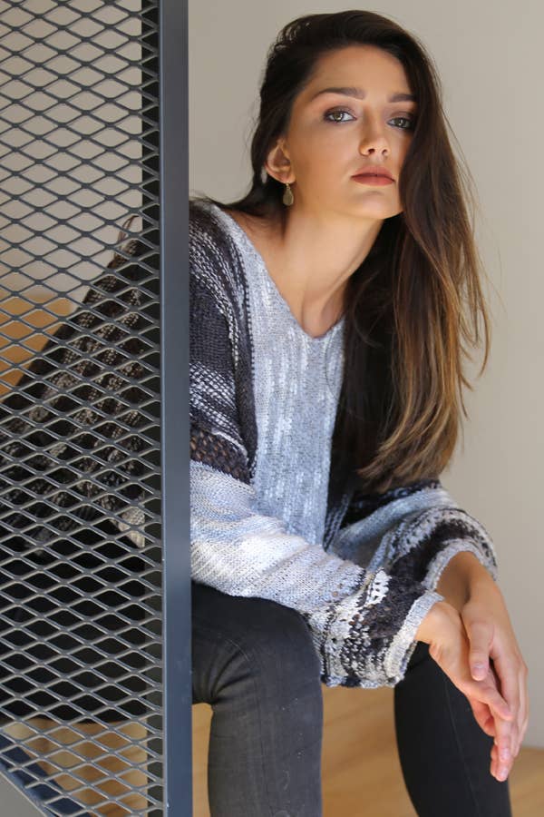 ANGIE - Wholesale Knit Sweater - Women's - XHE55-ASIS BEACHY LIGHT WEIGHT V NECK CROP PULLOVER SWEATER9