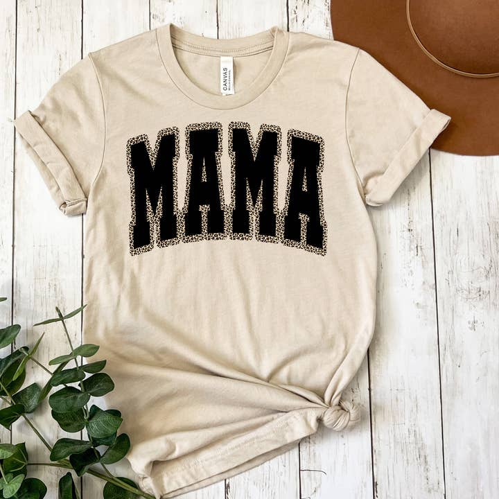 MAMA | Leopard | Mom Life | Camiseta estampada para venta al por mayor de The American Honey