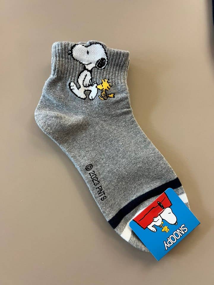 K-Wonderland – Meias - Mulher por atacado – Meias tornozeleiras Peanuts Snoop em algodão ultra macio0