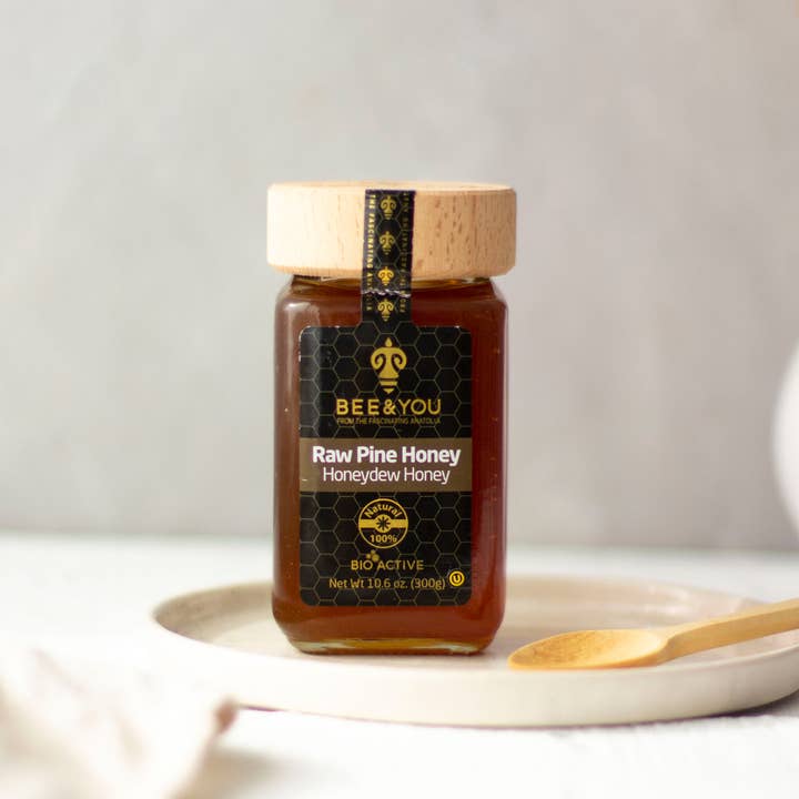 BEE&YOU - Venta al por mayor Miel - Miel de pino cruda, sabor exótico, elaborada en la naturaleza, 10.6 oz2