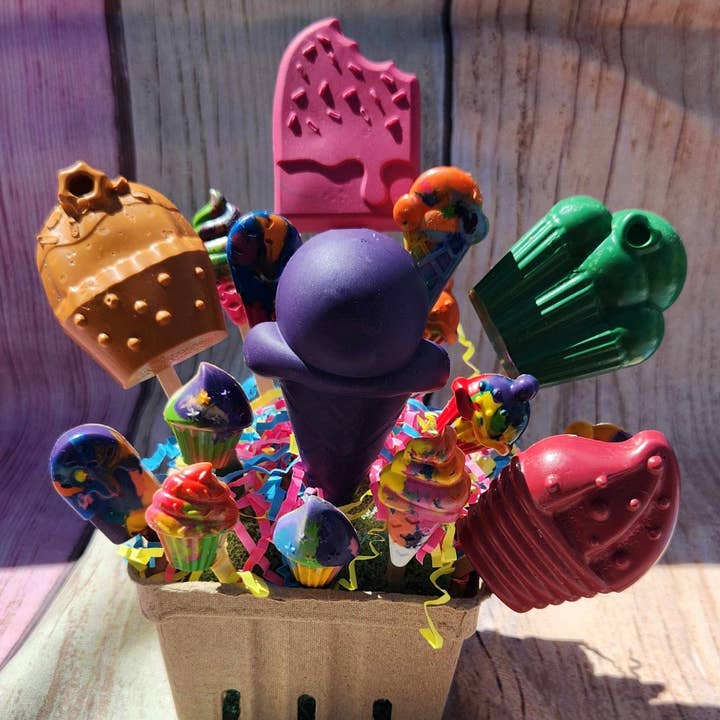 Snazzy Crayons - Wholesale Gift Bag Set/Pack - Cupcake and Ice Cream Basket Filled of Crayons l Gift basket