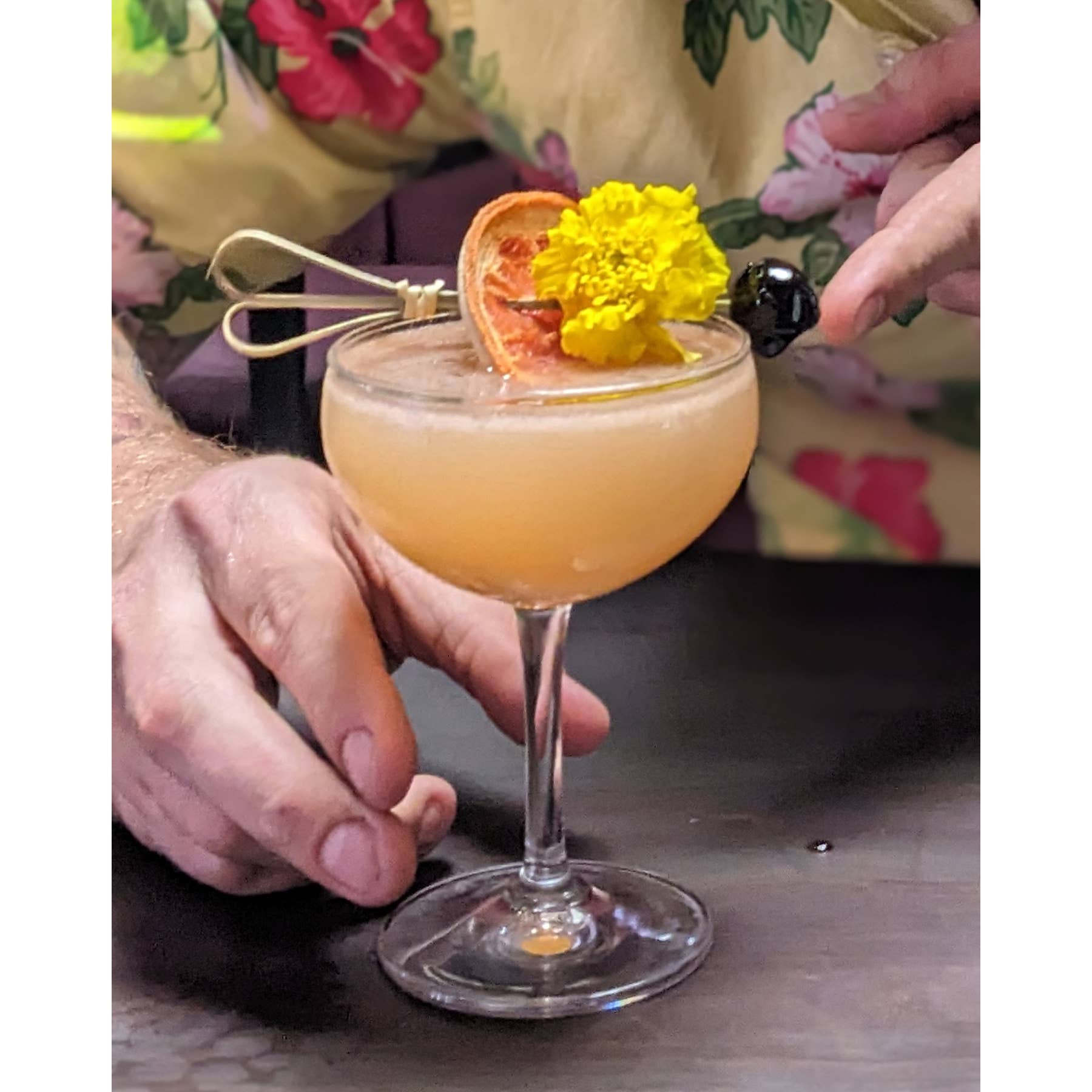 Convenient Cocktail Co. - Wholesale Cocktail Mix/Syrup - Dehydrated Grapefruit Cocktail Garnishes - 225ct Bag5