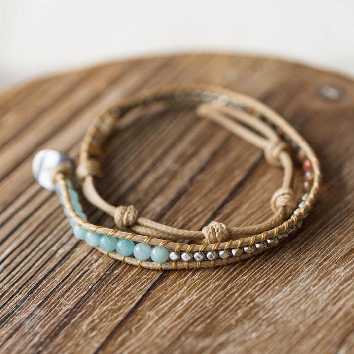 Bracelet de cheville à feuilles persistantes pour la vente par Wild Abandon Jewelry