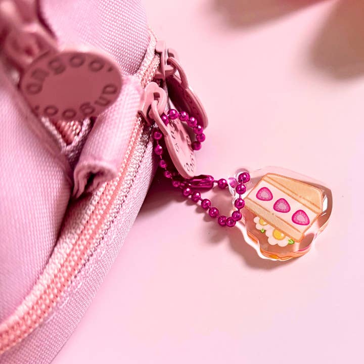 Charme de Sandwich à la Fraise pour la vente par RebelJones